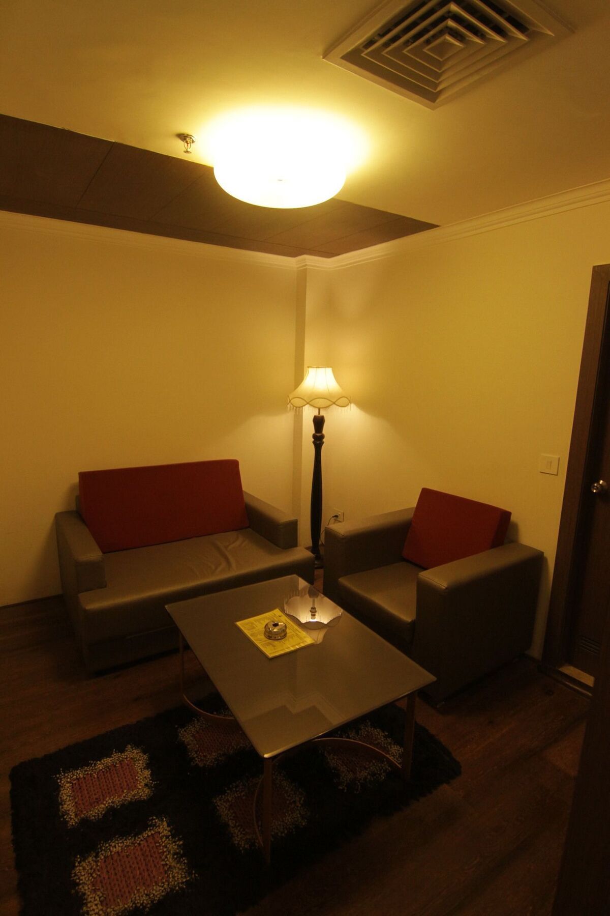 Oyo 2054 New Hotel Broadway Varanasi Ngoại thất bức ảnh