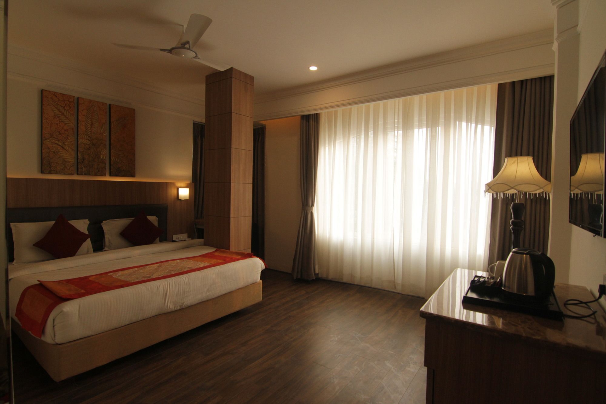 Oyo 2054 New Hotel Broadway Varanasi Ngoại thất bức ảnh