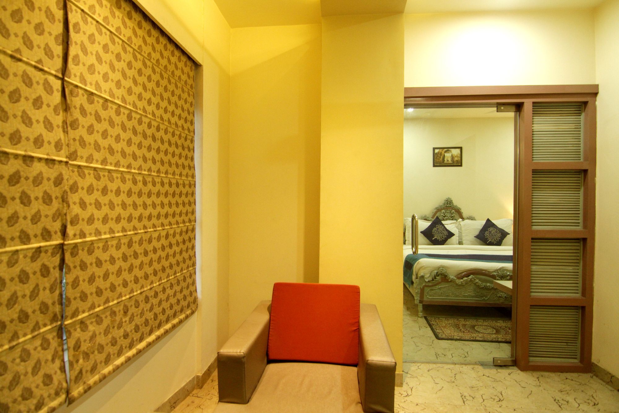 Oyo 2054 New Hotel Broadway Varanasi Ngoại thất bức ảnh